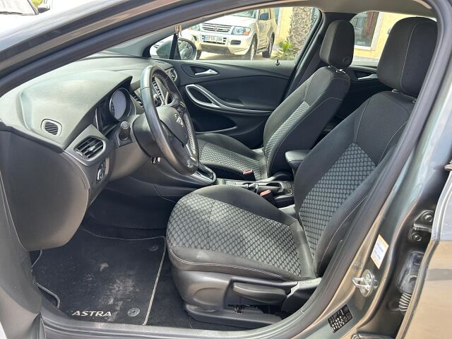 OPEL ASTRA SELECTIVE ESTATE 1.4 SIDI AUTO SPANISH LHD IN SPAIN 109000 MILES 2019